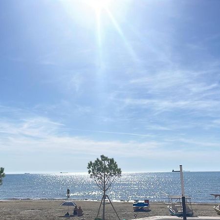 Beautiful Sea View Apartment Durrës Exterior foto